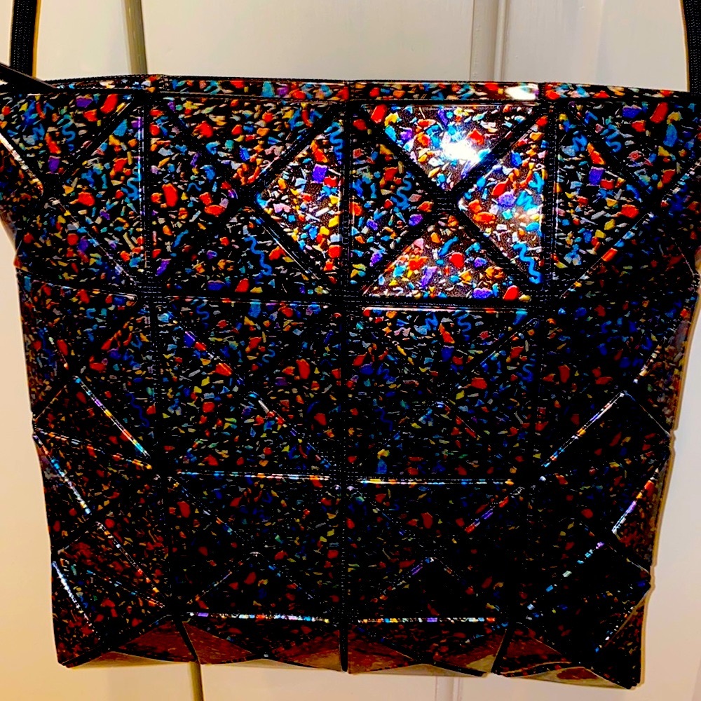 ISSEY MIYAKE BAO BAO crossover and shoulder bag ❤️